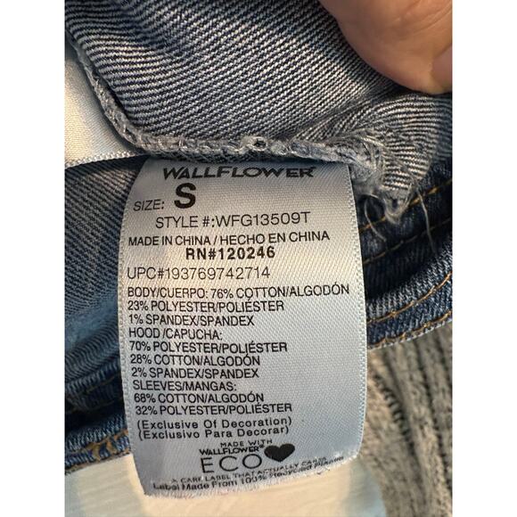 Women's Size S Jean Sweater Jacket WallFlower Dreamer Blue, Gray - Picture 4 of 6